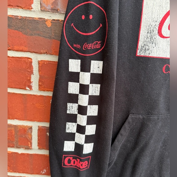 Coca-Cola® By Aéropostale Coca-Cola Classic L Black Unisex Pullover Hoodie T9 - Picture 7 of 9